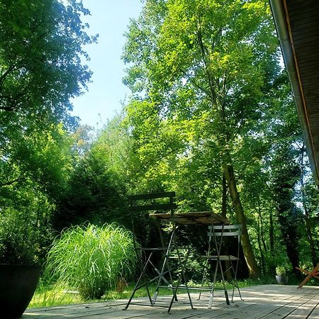 La Petite Foret Mons-Boubert Exterior photo