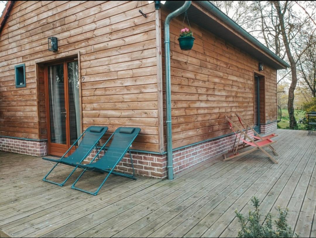 La Petite Foret Mons-Boubert Exterior photo
